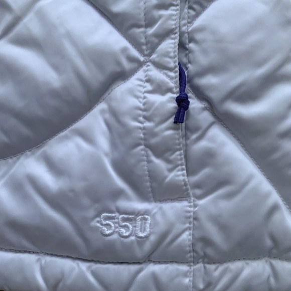 The North Face White Women's Extra Small Goose Down 550 Quilted Puffer Vest - Picture 8 of 14